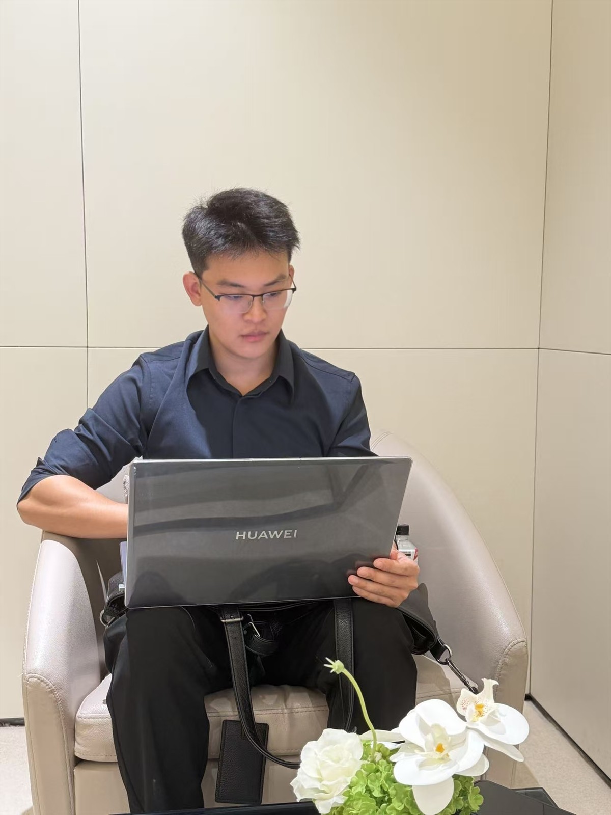 郭金辉个人照片:工作时刻